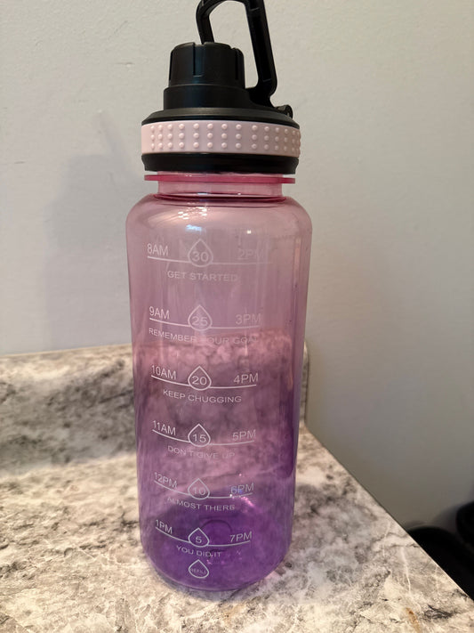 30 oz water bottle with marked countdown Pink/purple Kitchen