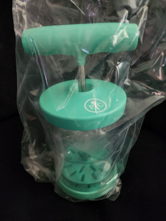 Pampered Chef - NEW Teal - Whipped Cream Maker Kitchen