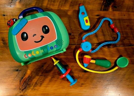 Cocomelon Cocomelon 5 Piece Doctor's Kit Toddler Toddler