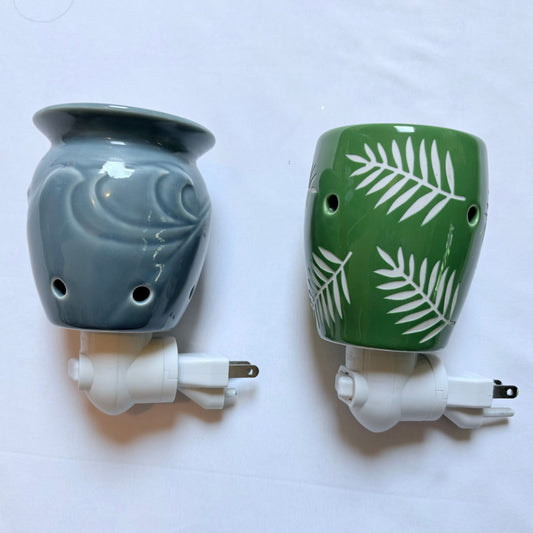 Scentsy 2 plug in wax melt burner units Decor