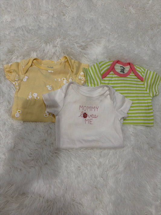 Child of Mine and Onesies 0-3 Month 3pk Short Sleeve Onesies Newborn