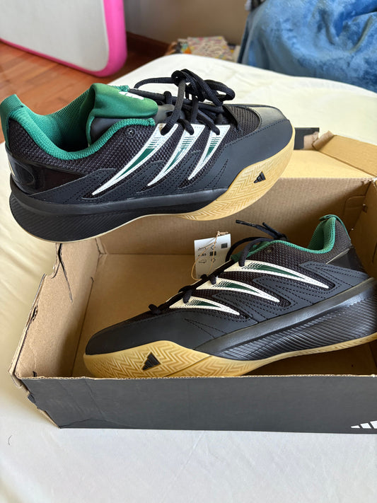 Adidas, 6Y, sneakers New in box, black, green and white 6 (Big Kid)