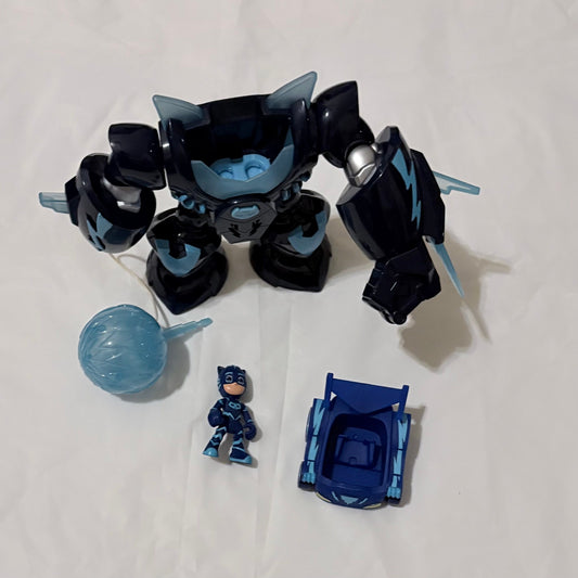 PJ Masks  car and figure and Robo-Catboy  that lights up and makes noise Figures and Animals
