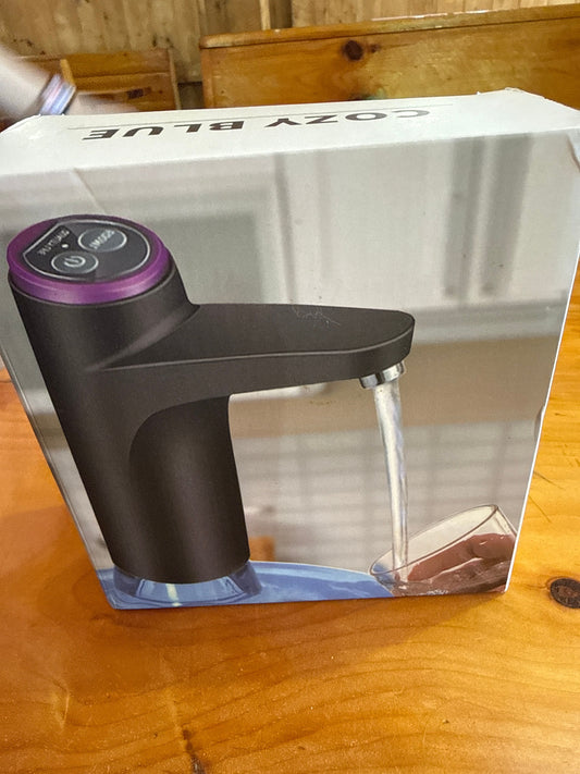 Cozy blue Faucet filter brand new in box Kitchen