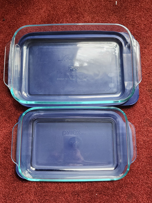 NEW - Pyrex 4-Pc Baking Dish Set w. Lids Navy Blue Lids & Clear Glass Dish Kitchen