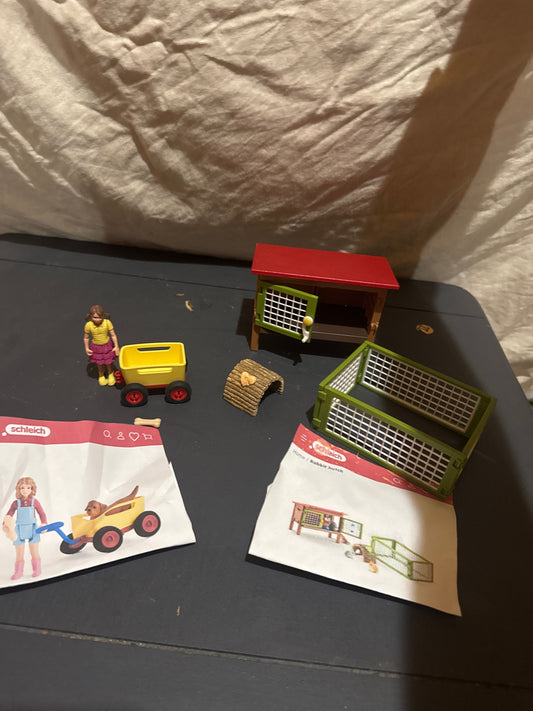 Schleich Farm World Rabbit Hutch & Wagon, no anima Farm World Rabbit Hutch & Wagon, no animals Playsets