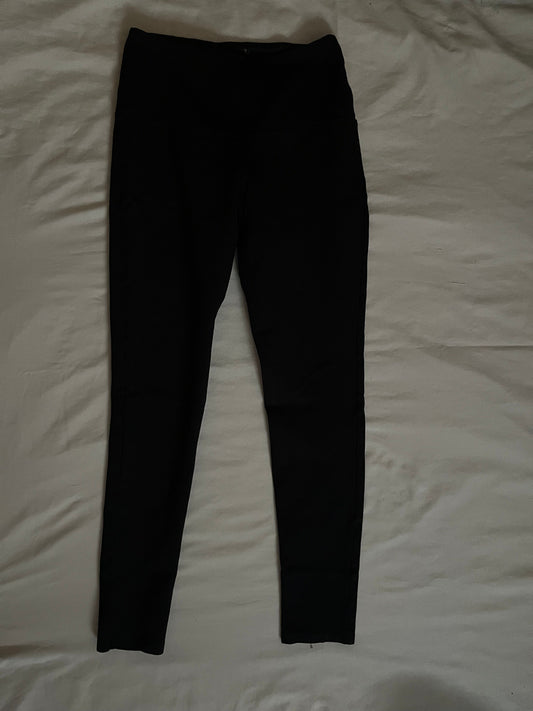 No tag, look to be women's small black leggings poly/spandex, thick material Women's - S