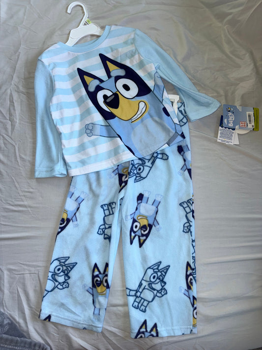 Bluey 4T pajamas NWT, bluey two piece PJs 4T/4