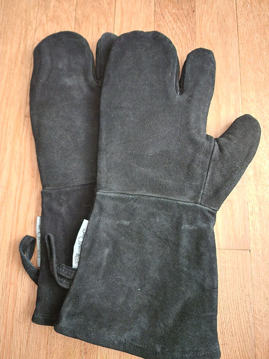 Pampered Chef - BBQ Mitts NEW Set of 2 - Black Kitchen