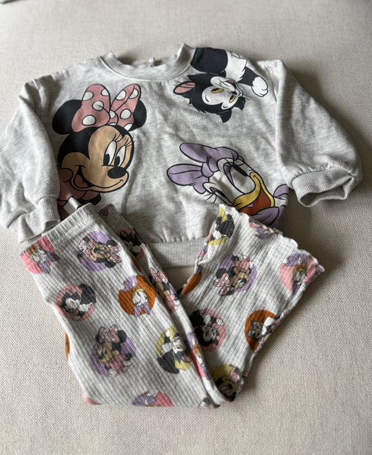 Disney baby GUC daisy and Minnie matching set 24 Months