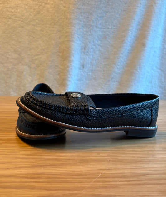Anne Klein Flat shoes, never worn Flat shoes, never worn 7-1/2 (Adult)