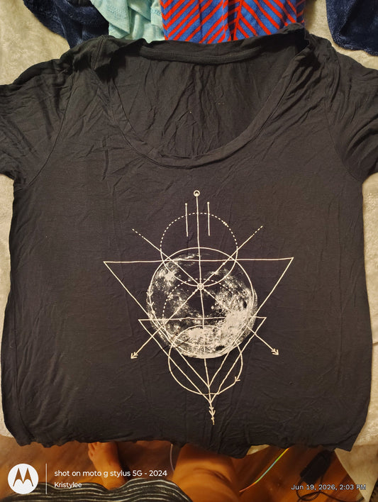 Really comfortable and flowy tee Tee shirt Women's - M