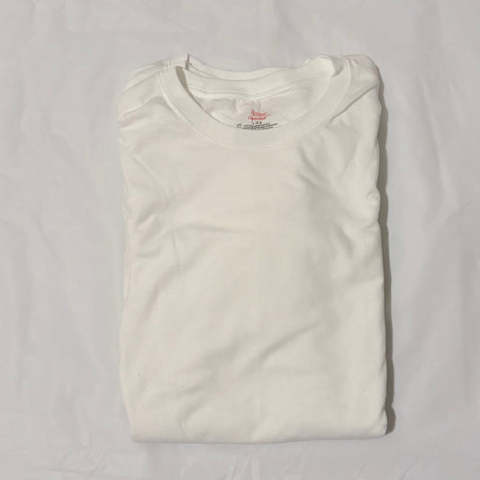 Hanes white 100% cotton t-shirts Package of 3 NWOT - out of pkg but still folded together, never worn Men's - L