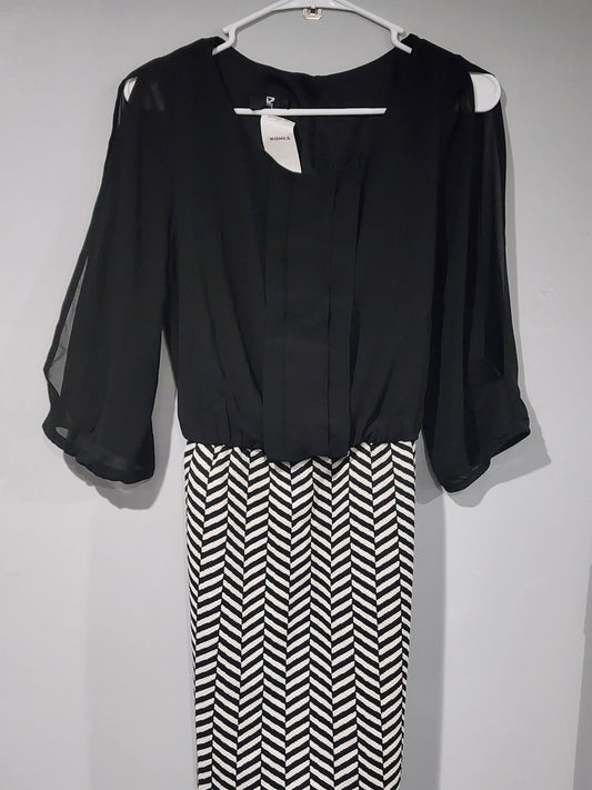 NEW - iZ, XL short dress Black & White, Open Sleeve Women's - XL