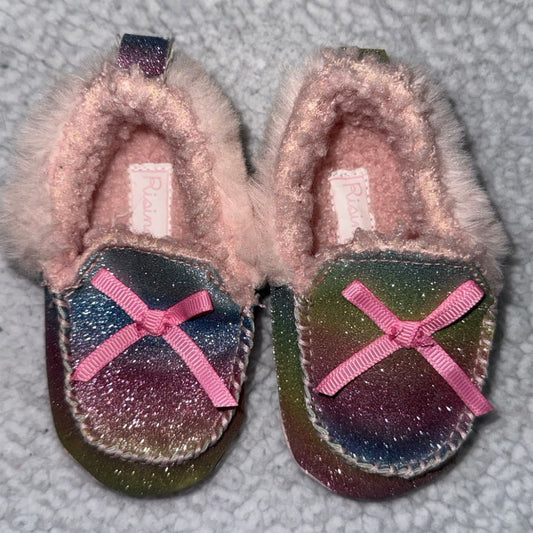 Pink rainbow glitter moccasin 3-6 month size Pink rainbow glitter moccasin 3-6 month size 0 (Infant Shoe)