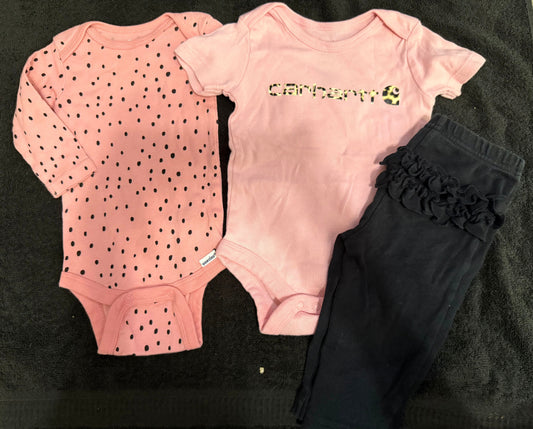 0-3 month 3 piece black and pink outfit set 0-3 month 3 piece black and pink outfit set 3 Months