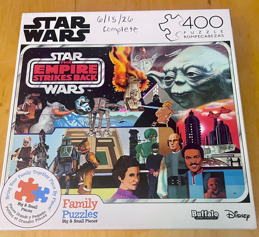Buffalo Star Wars 400 piece family puzzle with both big and small pieces. Puzzle