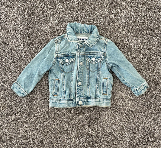 Old Navy jean jacket unisex baby 12-18 months Light wash denim jacket, fall, winter 12 Months