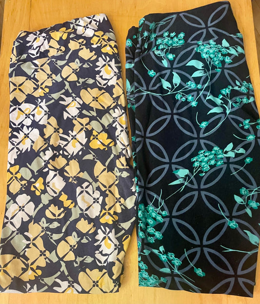 LulaRoe Two pairs size TC leggings Women's - L