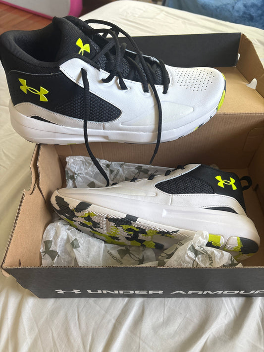 Under Armour, 7Y, Sneakers Black white and green Lockdown 5s, New in Box 7 (Big Kid)
