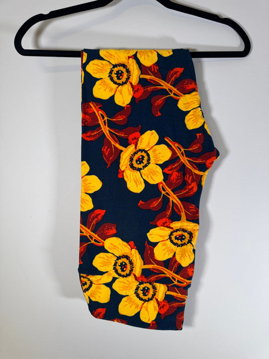 LulaRoe Navy Blue w/ Yellow & Red Floral Leggings Tall & Curvy Sz 12-18 Women's 12