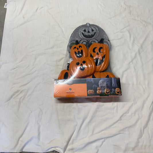 Halloween Decorrations - NEW 14 Pieces - Cemetery Kit - 20 inches High - Holiday