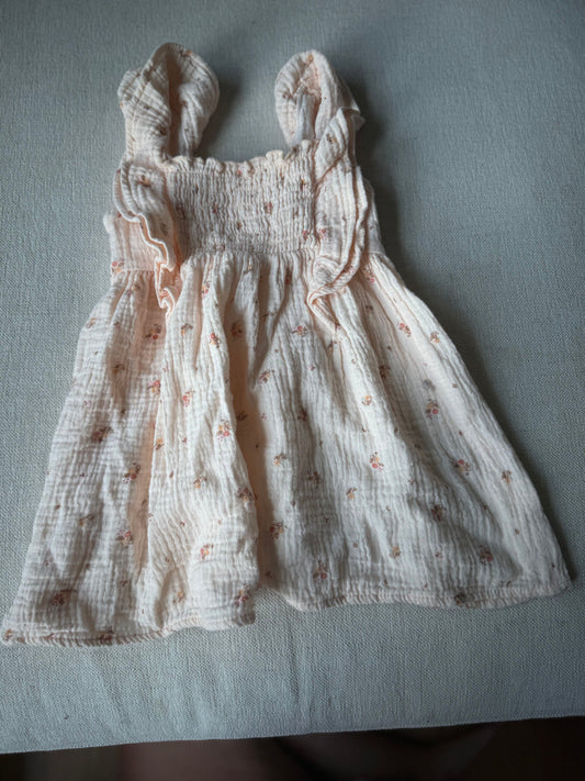 Modern moments GUC linen floral dress 18 Months