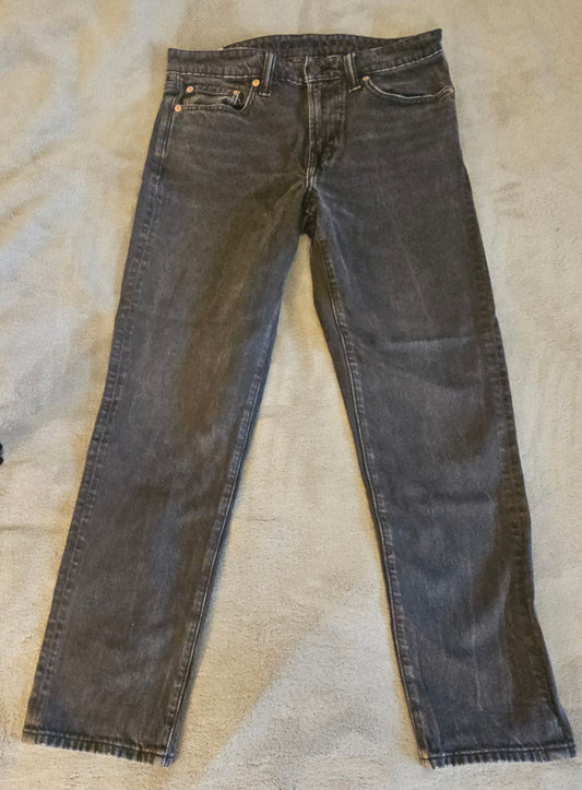 American Eagle men's 30x30 Slim straight cut. Barely worn due to growth spurt 30