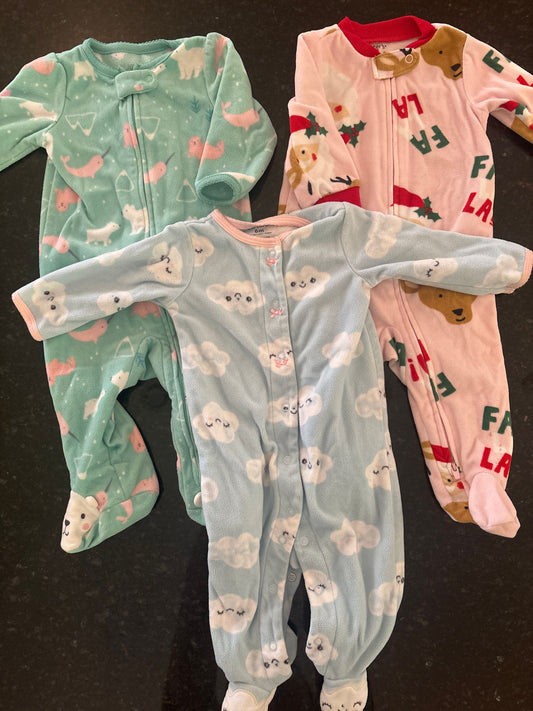 Carters Fleece footie pajamas carters size 6m 6 Months