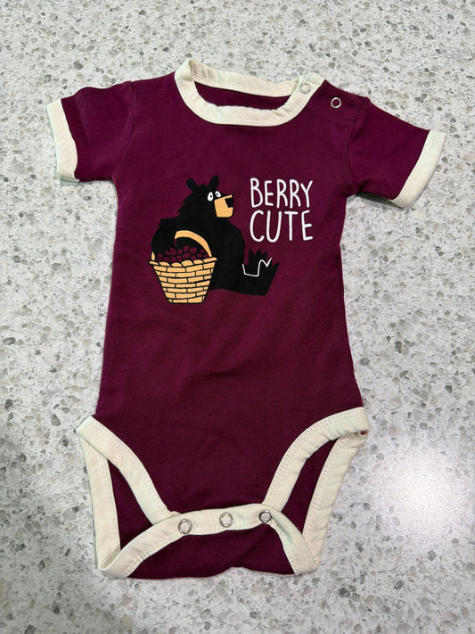 Lazy one Never worn 6 Months