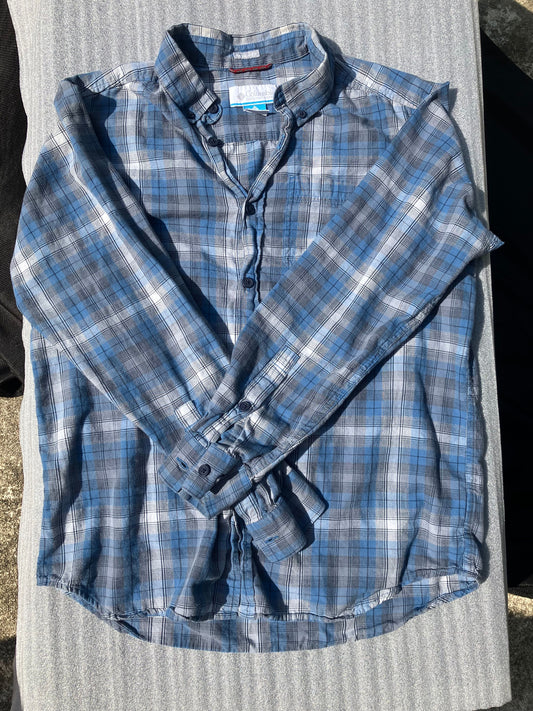 Columbia - medium long-sleeved shirt button-down, collar, pocket - blue / white / gray plaid Men's - M