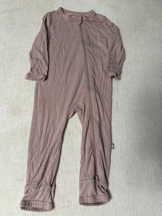 Kyte Baby GUC bamboo romper sleeper 3-6m 6 Months