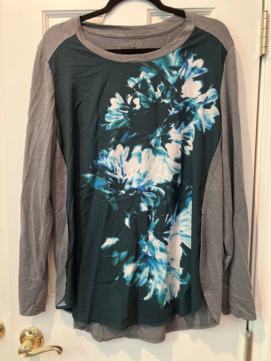 Apt 9. Size xl. Long sleeve blouse shirt Floral pattern Women's - XL
