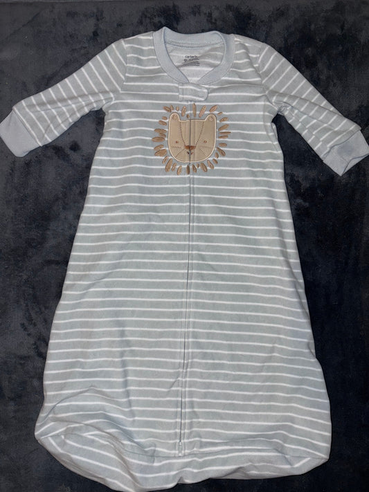 Carters 9-12 Month Longsleeve Sleep Sack Like New Gray Striped with Lion 9 Months