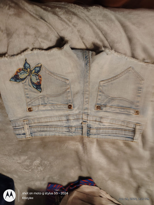 No boundaries Size 5 shorts jean shorts Women's 4