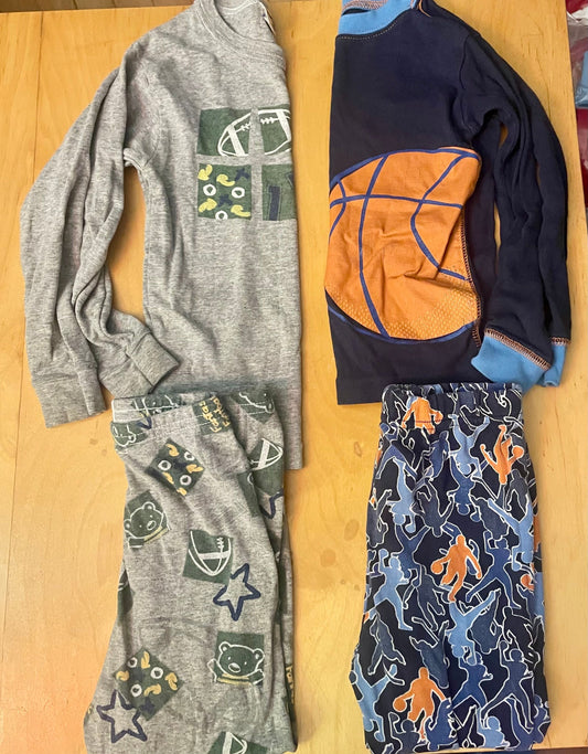 Carters Two pairs of long sleeve pajamas in a sports theme 3T