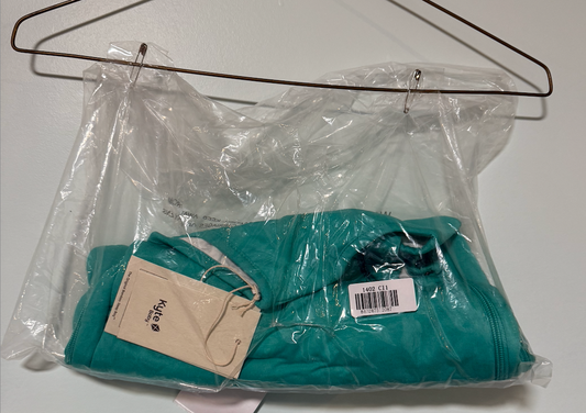 Kyte Baby Sleep sack. Size small. Brand new in bag. Color Caribbean Newborn