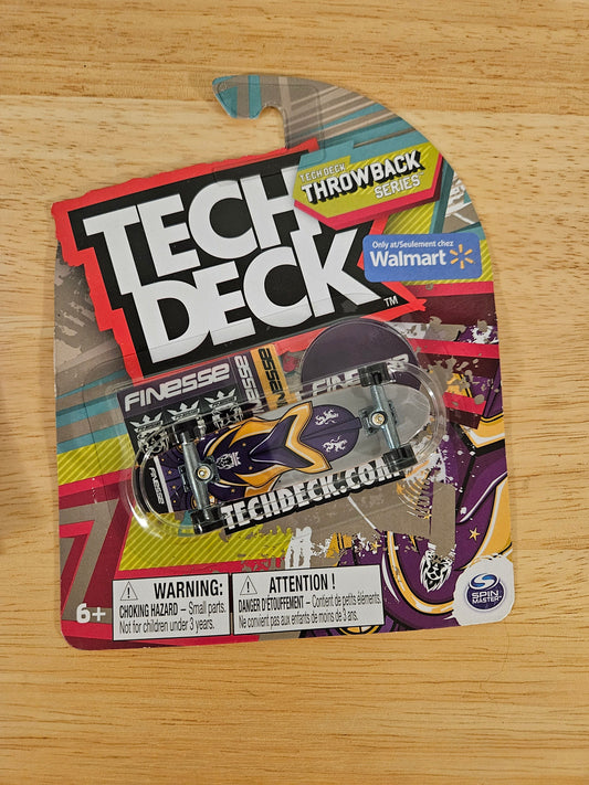 Tech Deck skateboard finesse - new in package Throwback series Toy Vehicles