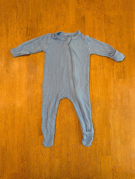 Kyte Baby, 0-3m, blue bamboo footed pajamas Double zipper, fold over mittens Newborn