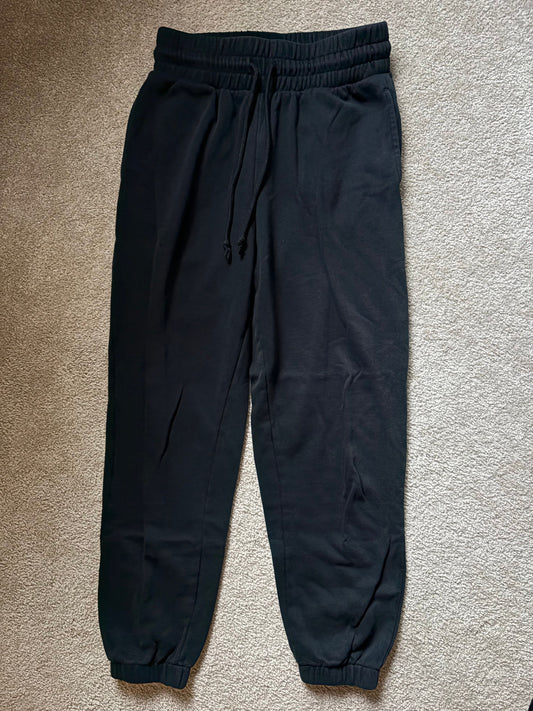 wild fable, S, women's black sweatpants high elastic waistband with a drawstring, cuffed ankles, pockets Women's - S