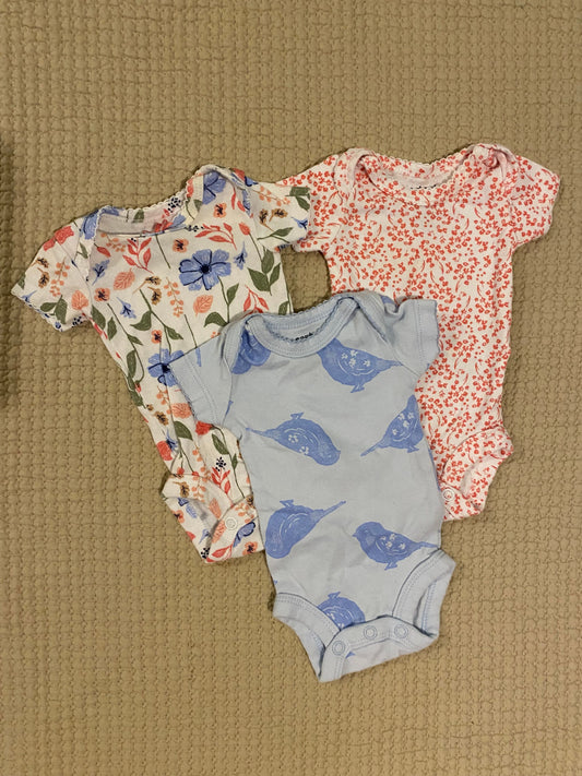 Carters Set of 3 short sleeve onesies Preemie