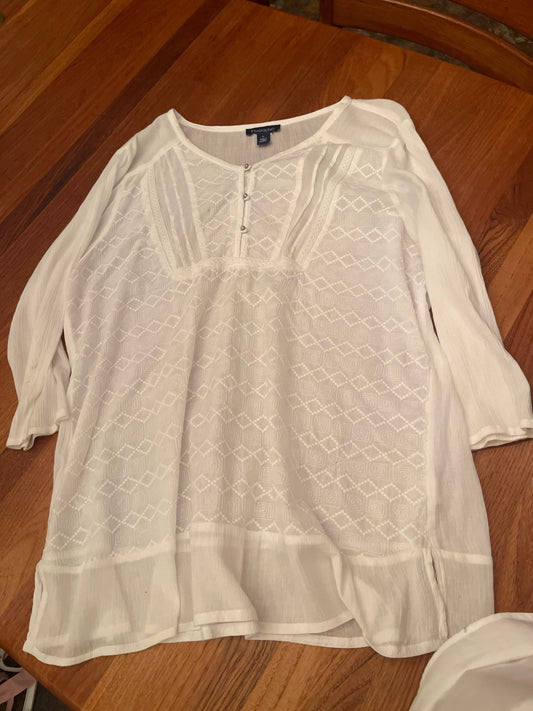 Bandolino White gauzy tunic top Women's - XL