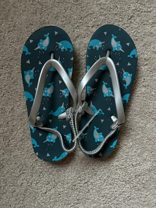 Cat & Jack 11/12 toddler girls flip flops narwhal with shiny silver straps 11 (Lil' Kid)