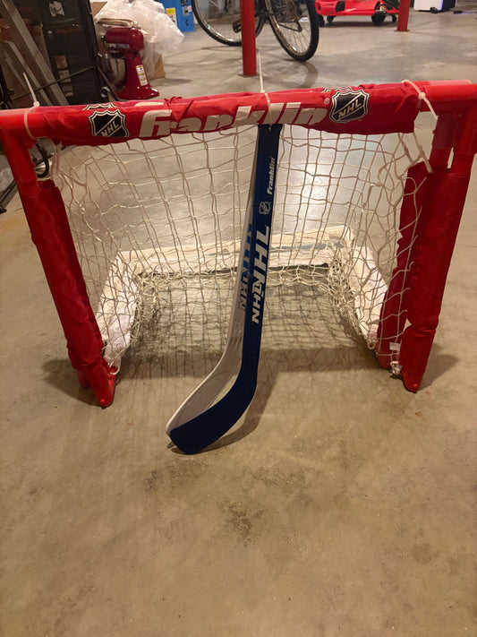 Franklin Mini Hockey Nets Includes two mini sticks Outdoor