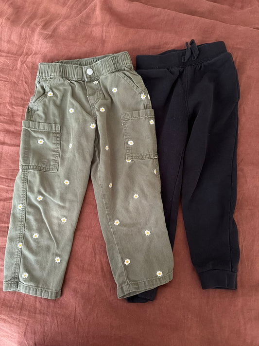 Old Navy Sage floral Jeans and black sweatpants 4T/4