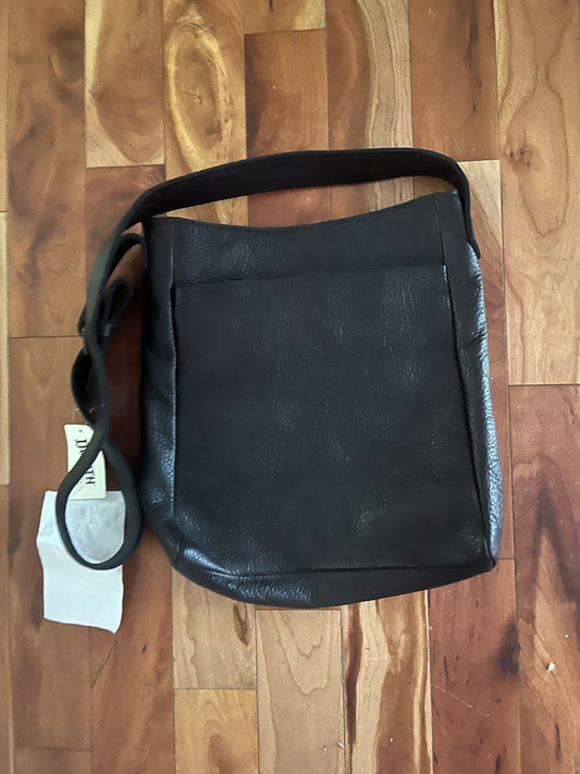 Duluth Trading Lifetime- NEW New black cowhide crossbody 11 in. by 10 in. Purse