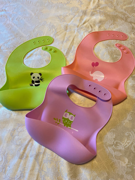 Silicone bibs panda, elephant, owl, easy wash, top rack dishwasher safe Feeding