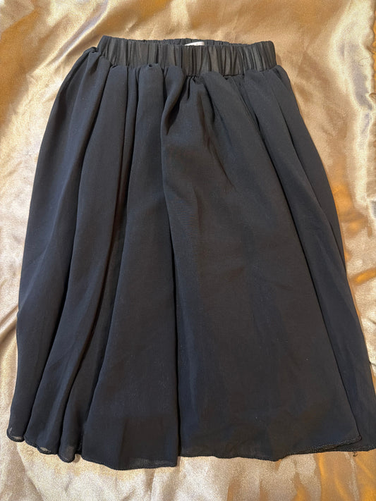 Baileys Blossoms Black full length skirt 2T