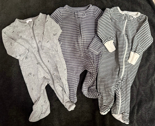 3 pack gray, black, and white footie pjs newborn 3 pack gray, black, and white footie pjs newborn Newborn