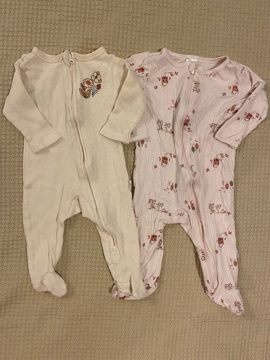 Gerber, Tahari Set of 2 footed long sleeve cotton zippered onesies 3 Months